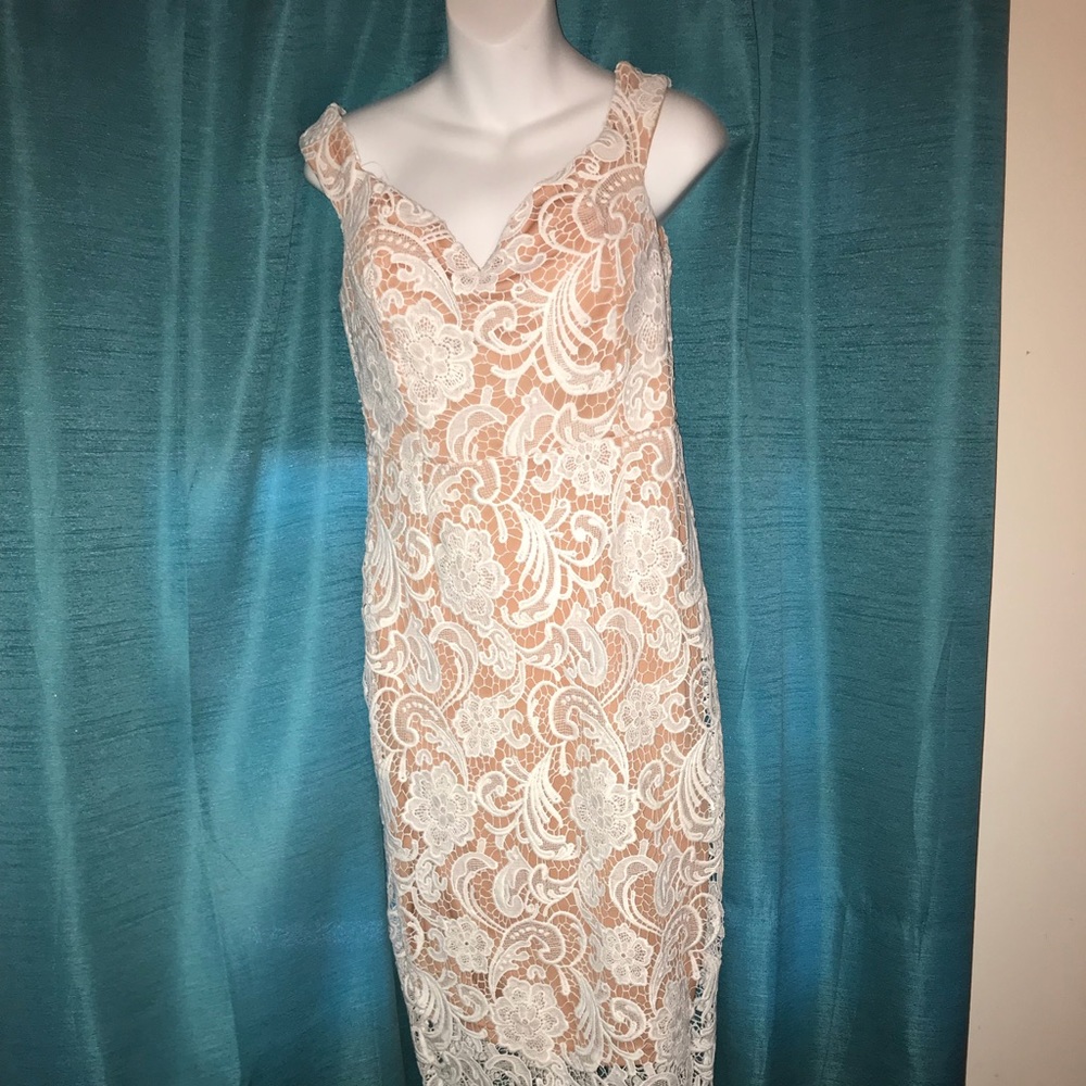 Lace dress